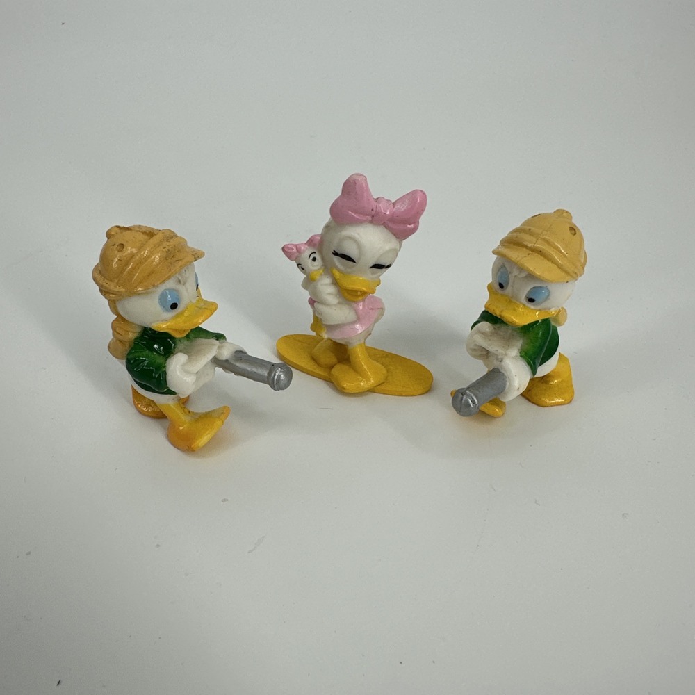 Vintage 1991 Disney Duck Tales Daisy Duck & Louie Kelloggs 2" PVC Figure Toy
